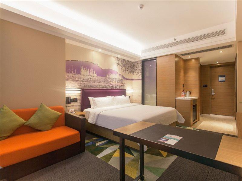 Hampton By Hilton Wuhan Tianhe Airport East Exterior foto