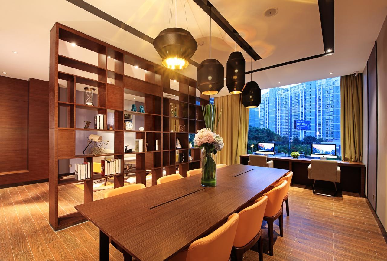 Hampton By Hilton Wuhan Tianhe Airport East Exterior foto