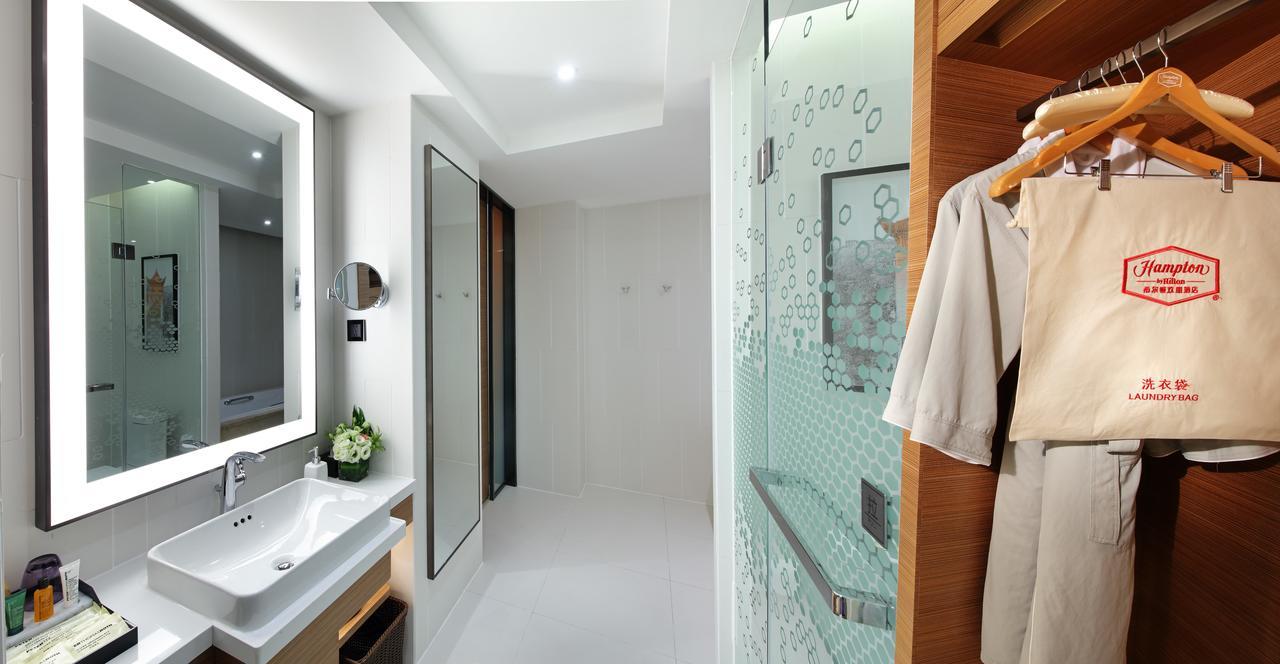 Hampton By Hilton Wuhan Tianhe Airport East Exterior foto
